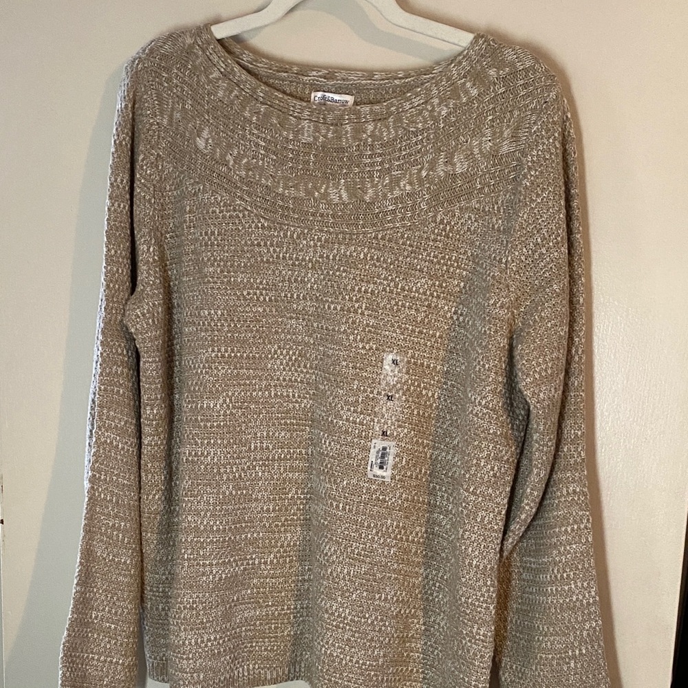 Croft & Barrow Women's Tan Crew Neck Sweater